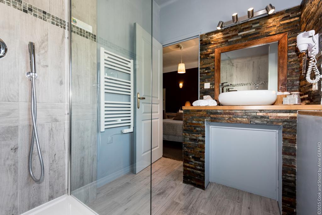 Logis Hotel La Magnanerie - Cote Bistro Aubignosc Номер фото