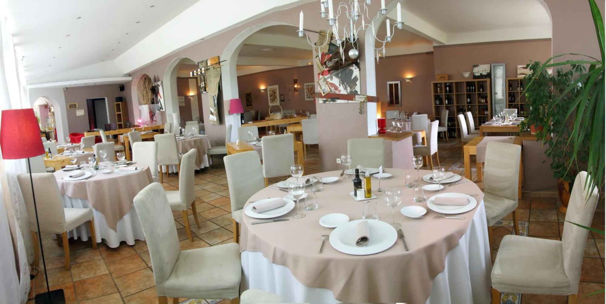 Logis Hotel La Magnanerie - Cote Bistro Aubignosc Экстерьер фото