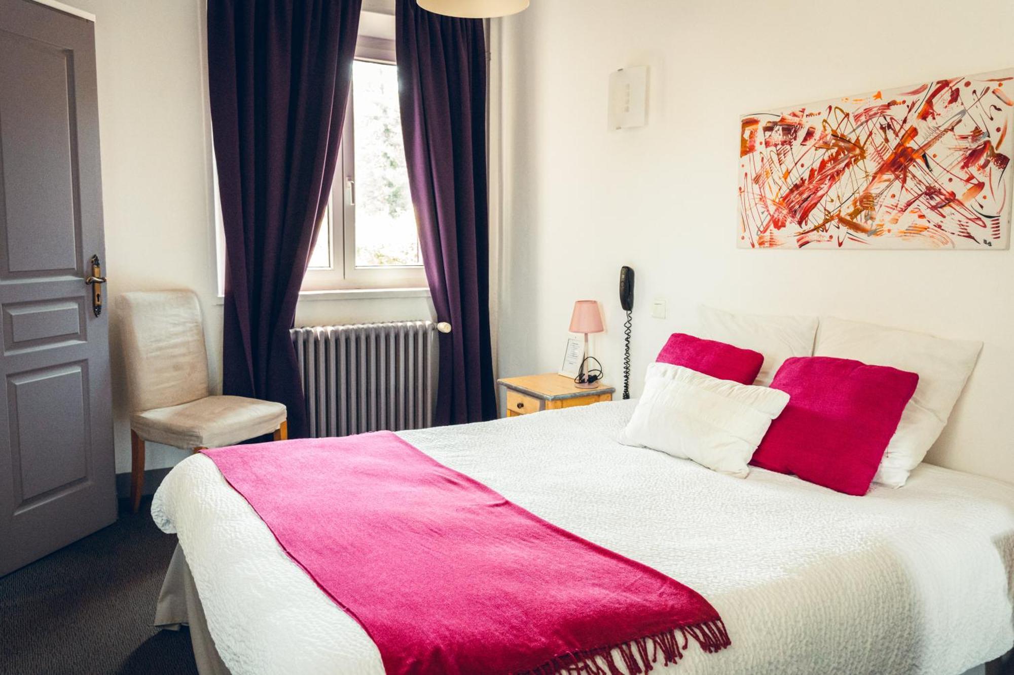 Logis Hotel La Magnanerie - Cote Bistro Aubignosc Экстерьер фото