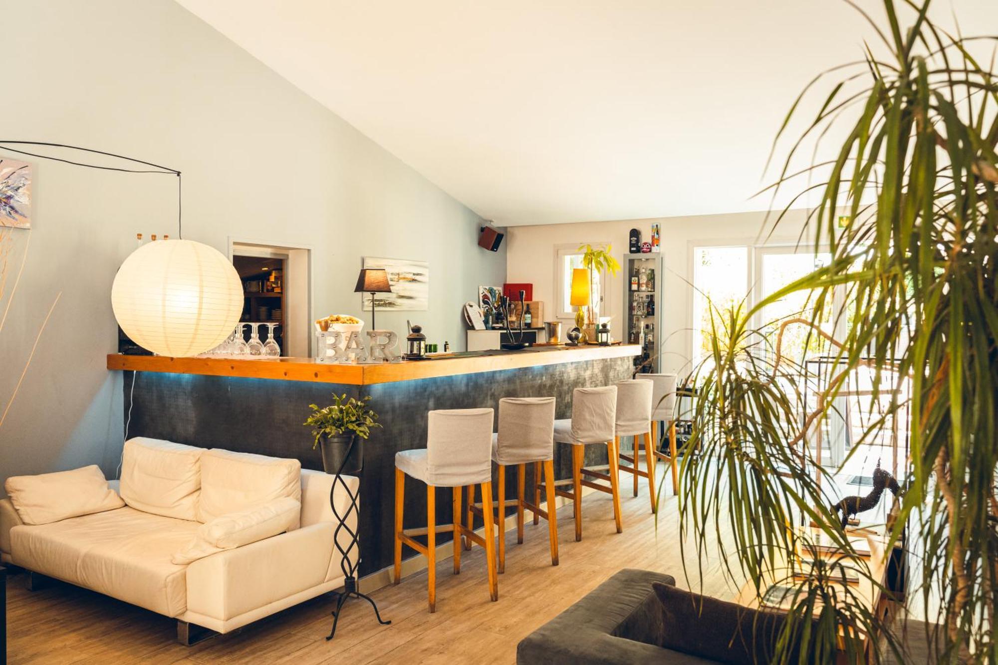 Logis Hotel La Magnanerie - Cote Bistro Aubignosc Экстерьер фото